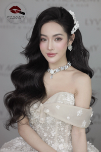 LyVyMakeup