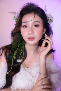 RoseThanhMakeUp