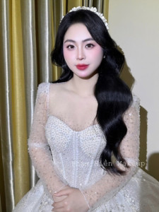 Pham Hien Makeup