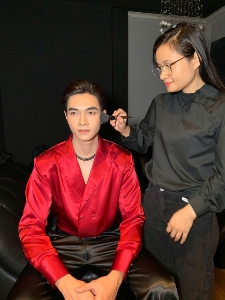 Authimakeup