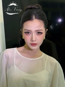 Alicevuongmakeup