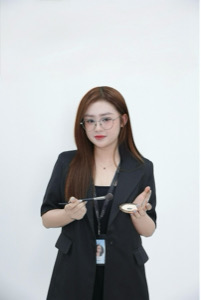 Kynlimakeupartits31
