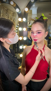 Duyn Makeup